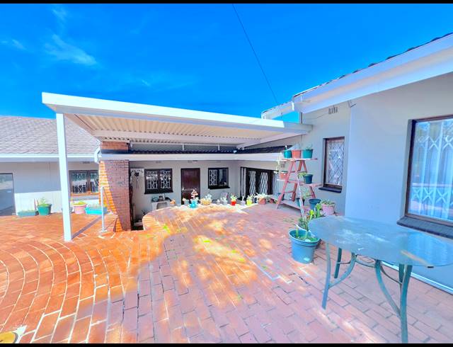 4 BEDROOM HOUSE FOR SALE IN SCOTTBURGH SOUTH